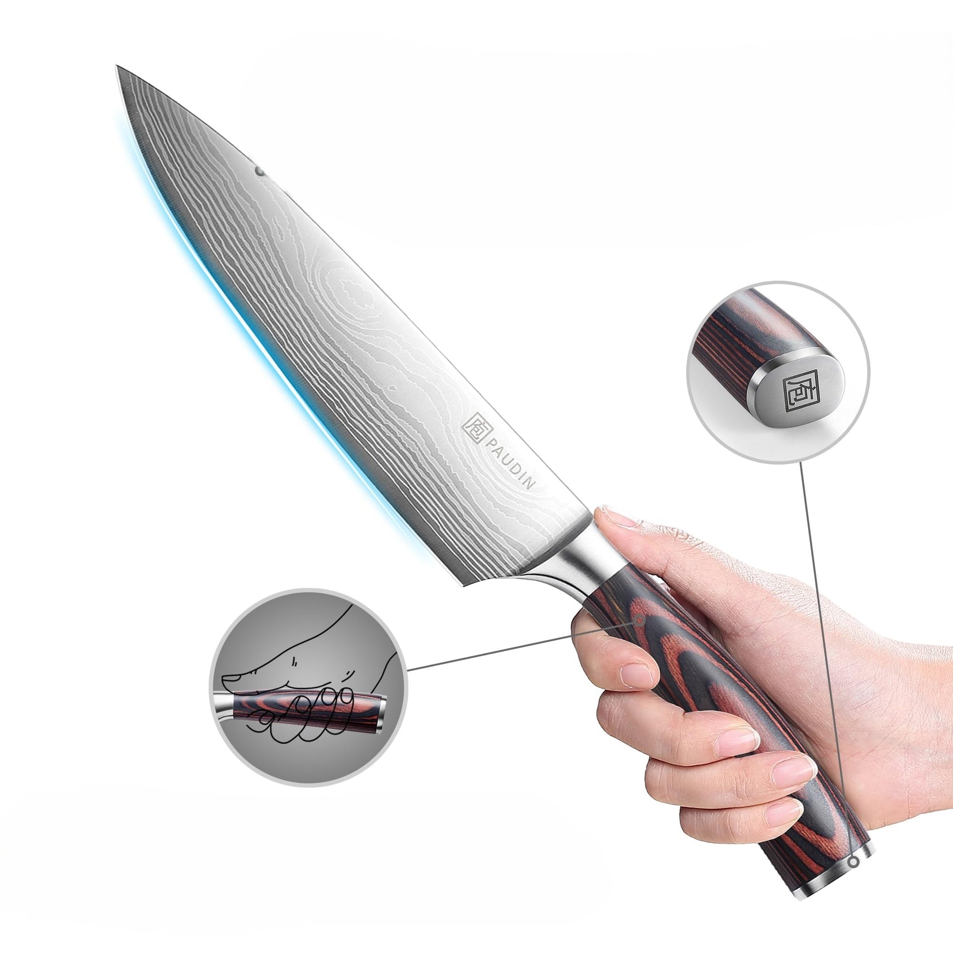 Détail lame Damascus couteau chef Paudin – manche pakkawood ergonomique et logo gravé sur fond blanc