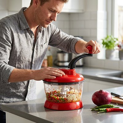 Hachoir Manuel Rouge | Légumes en Secondes – Duocuisine - Duocuisine