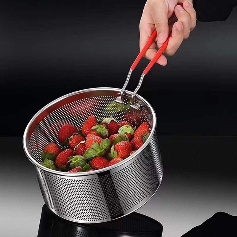 Panier friteuse inox ultra-pratique – détail maille perforée acier inoxydable fond blanc