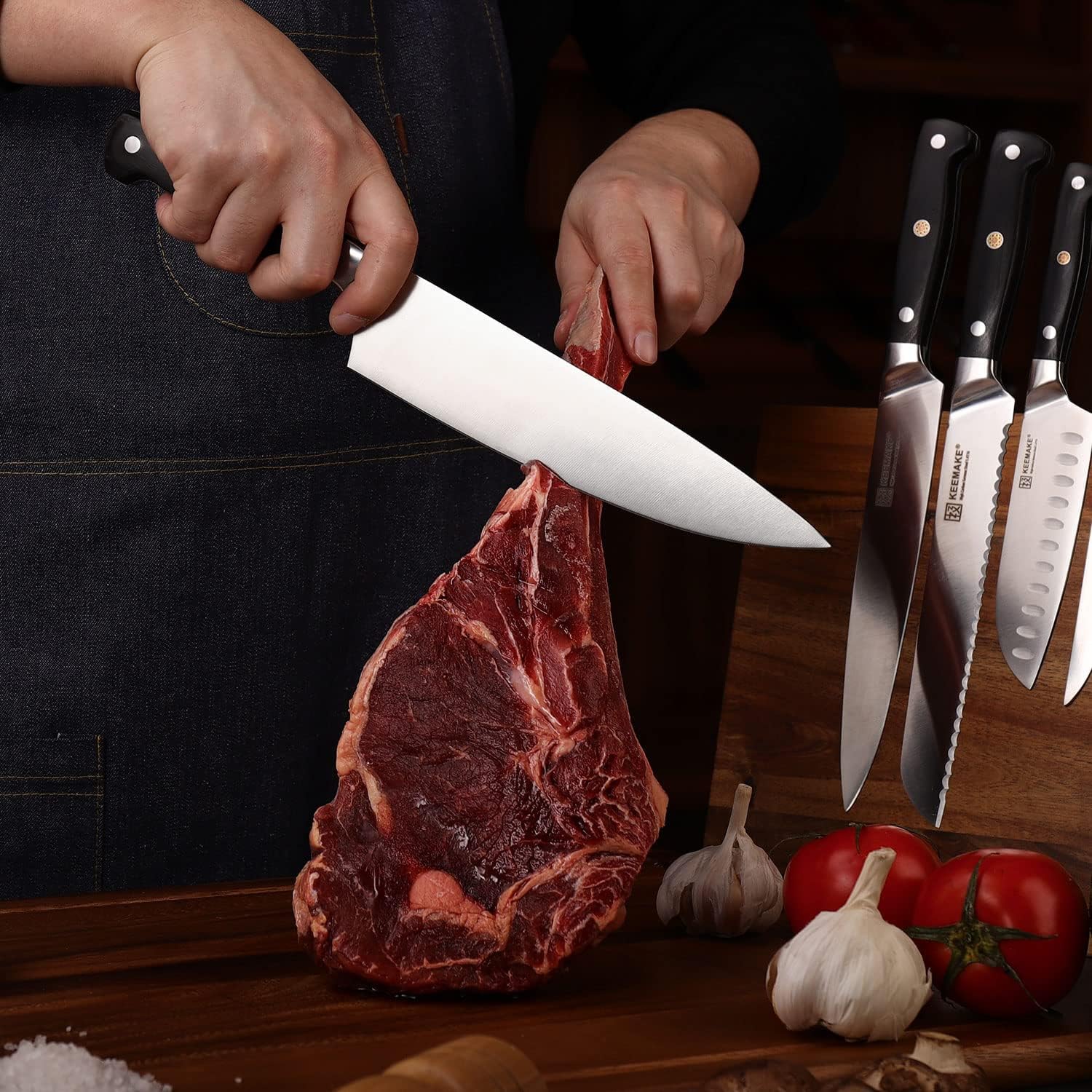 Couteau Keemake  acier inoxydable coupant un morceau de viande
