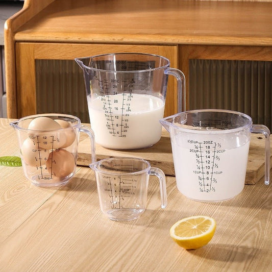Verre doseur transparent — vue de face